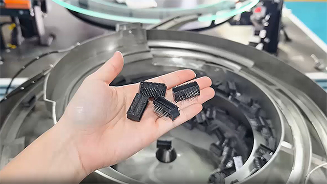 Optik Kalite Kontrol Sistemi (Çok Yönlü Konektörler İçin)