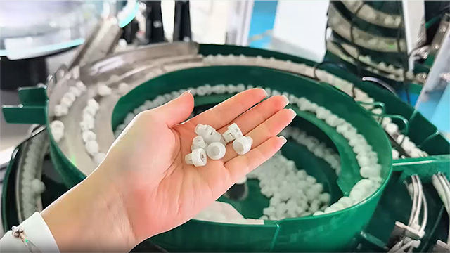 Optik Kalite Kontrol Sistemi (Plastik Parçalar İçin)